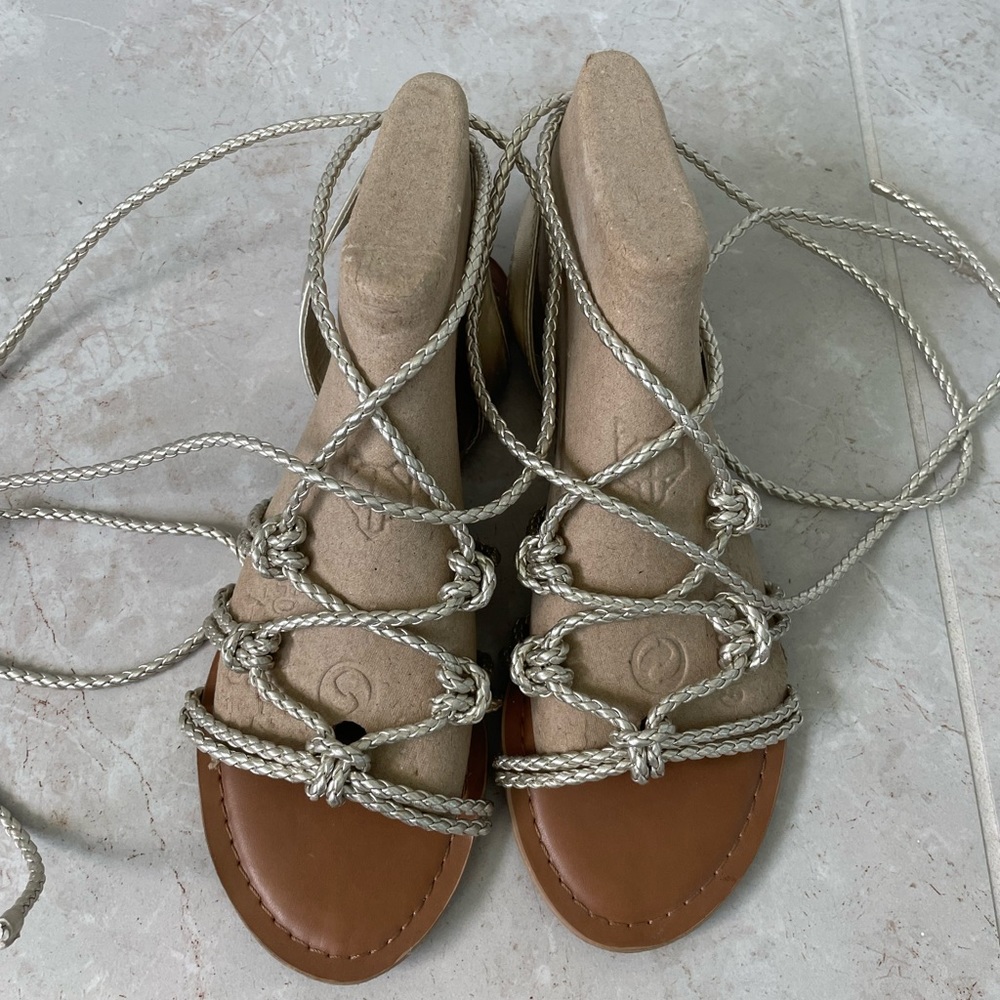 Massimo gladiator gold sandals size 7